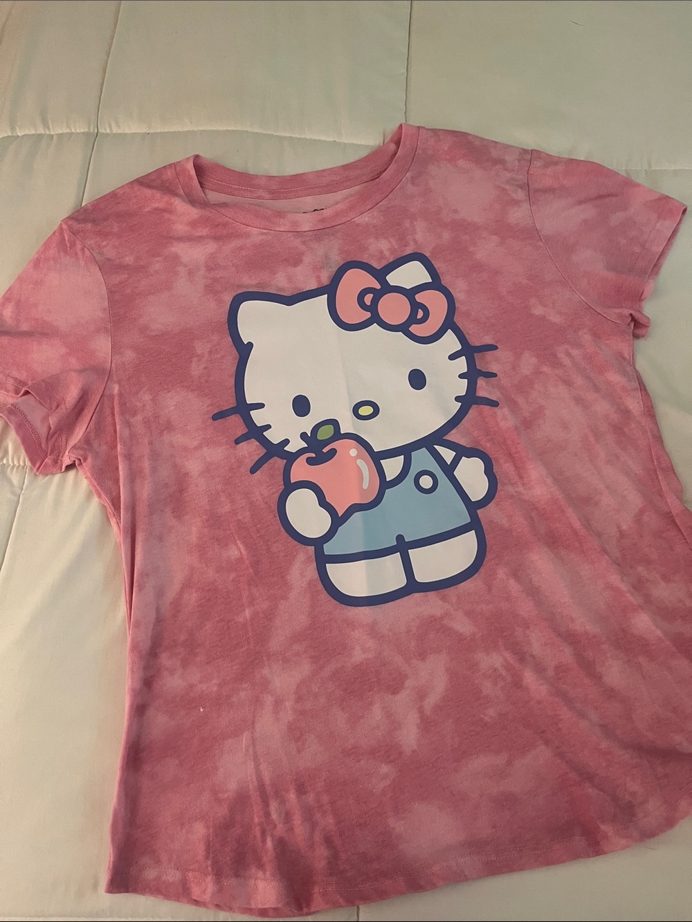 Hello Kitty pink San Rio Tshirt XL